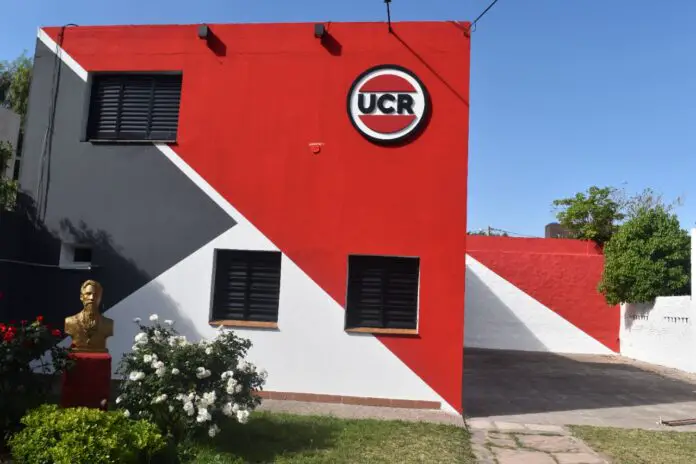 comiteradicalcarlospaz