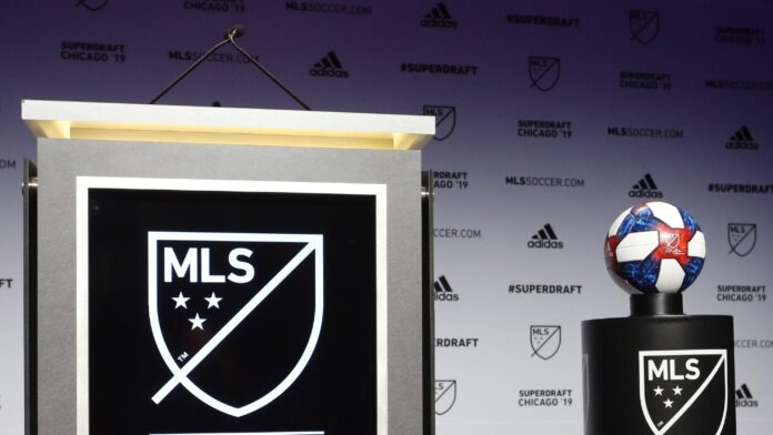 mls-superdraft-podium-match-ball_qmzeyy9x4dnf132d313v5ocu5