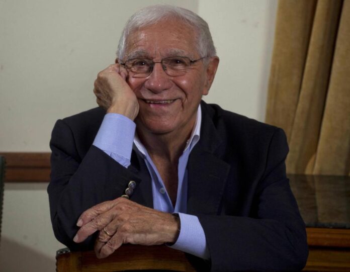 f2f9f853bfa23a8221f6ee5212a901ae0233b2ca