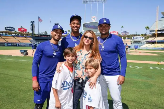 Shakira con sus hijos