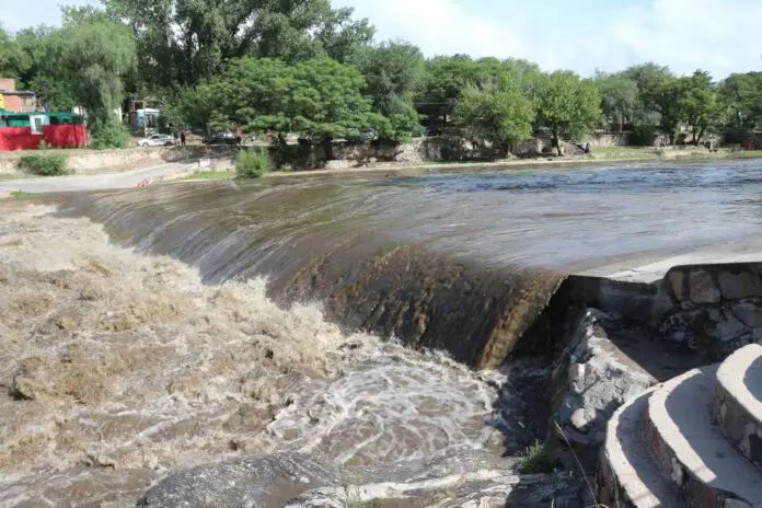 Rio-San-Antonio-Creciente0 (5)