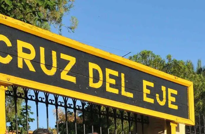 cruz del eje