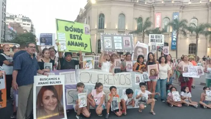 marcha anahí bulnes