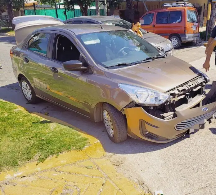 choque auto camion carcano1