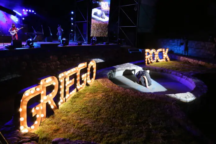 griego rock3