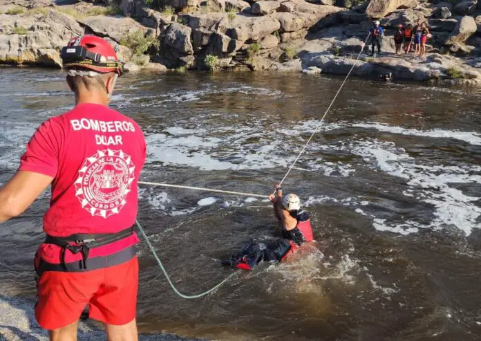 rescate 20 personas mina clavero