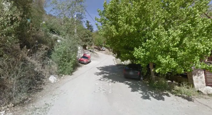 San Luis al fondo