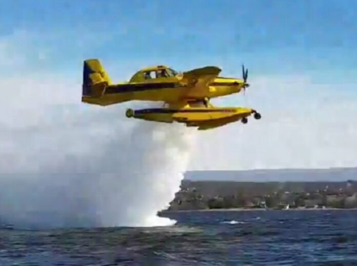 avion hidrante ilustrativa