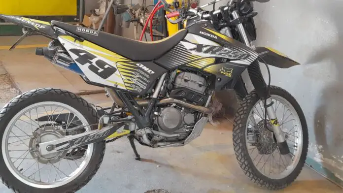 honda tornado robada en santa rita