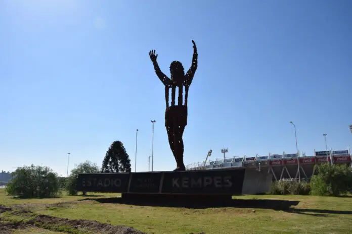 escultura-kempes-2