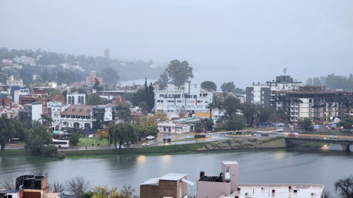 Carlos-Paz-lluvia-02