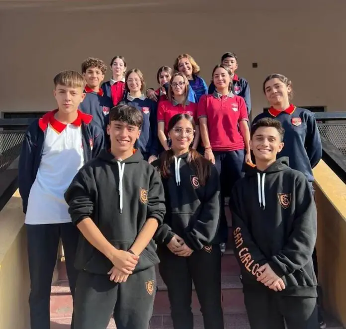 estudiantessancarlos