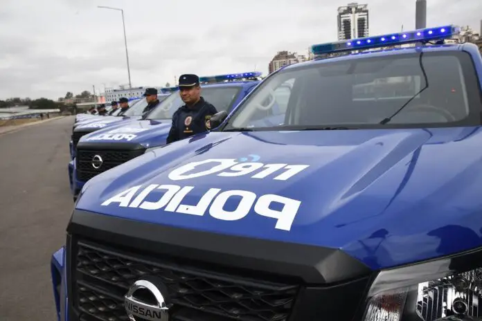 ENTRAGA-DE-MOVILES-POLICIAL-DSC_7722