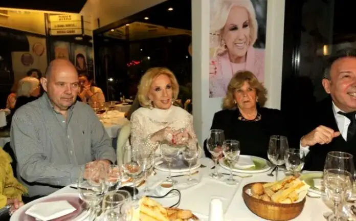 Mirtha cena
