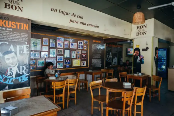 bar