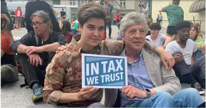 marrlene reclamando ma simpustos