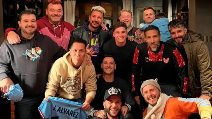 julian-alvarez-los-caligaris-juntada