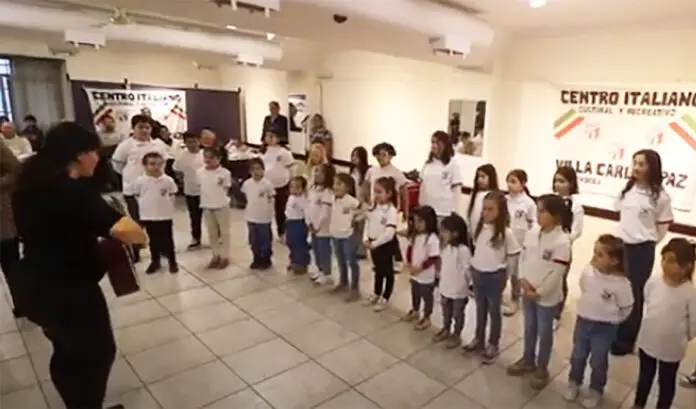 coro de niños del centro italiano