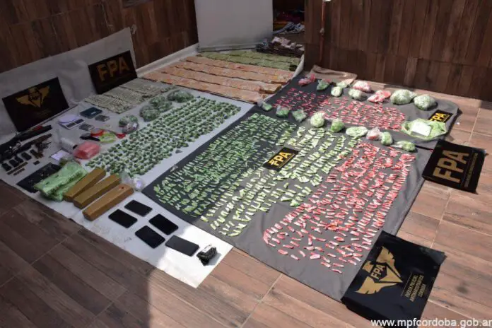 Desbaratan banda narco en Córdoba