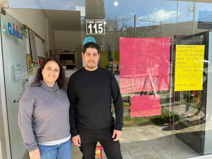 Marcedes y Marco los dueños de la agencia