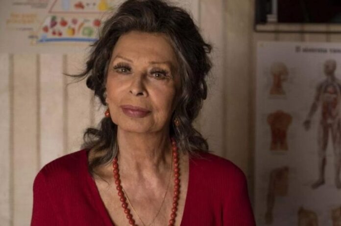 Sophia-Loren-La-vida-por-delante-768x510