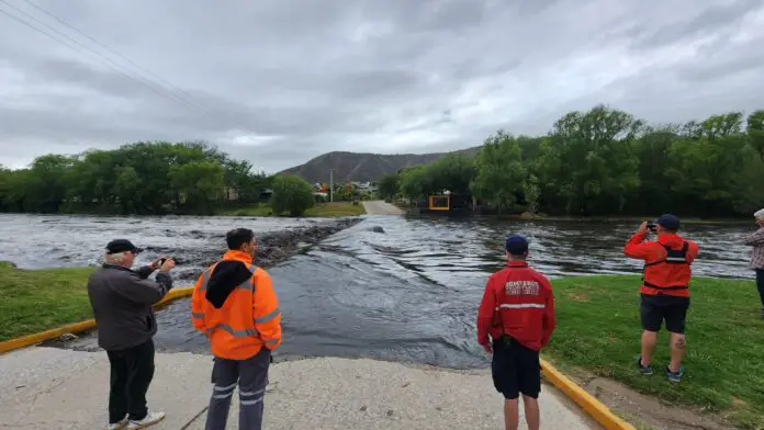 creciente en carlos paz 3