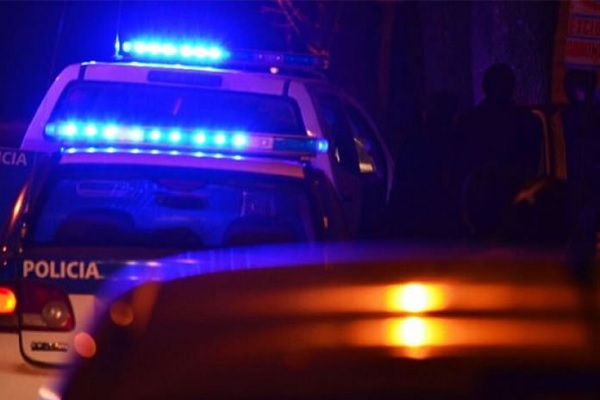 patrullero_noche_policia