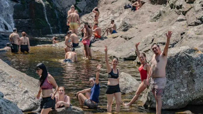 Cascada Los Chorrillos, tanti