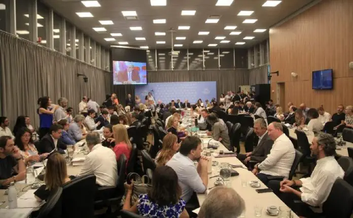 debate ley ómnibus