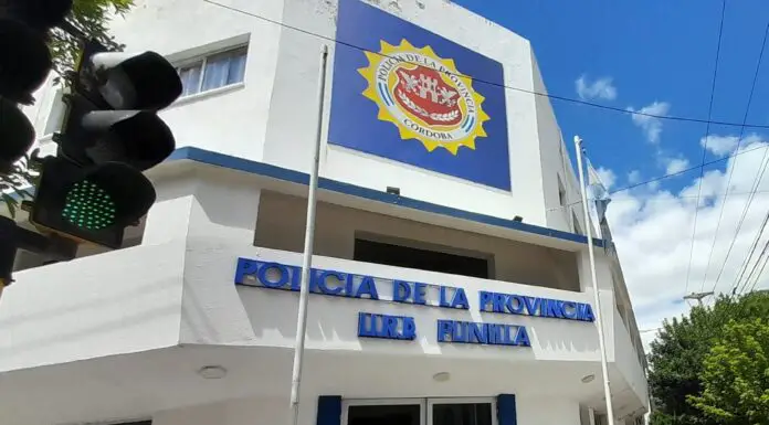 Marche preso: violentó un control policial en pleno centro de Carlos Paz