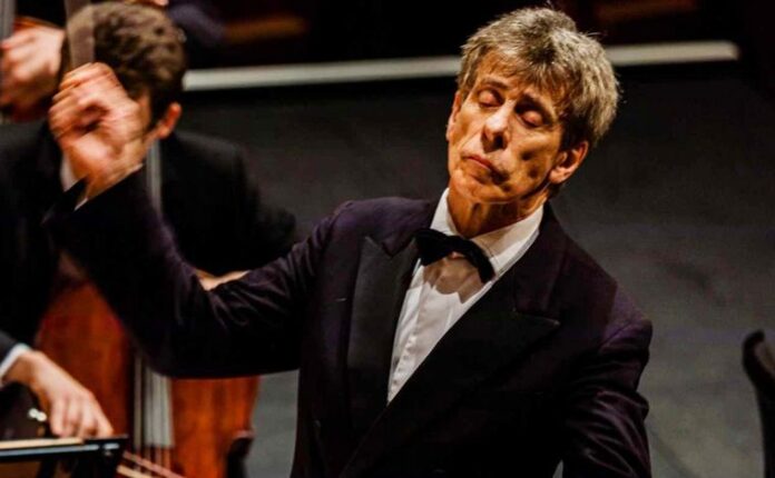 director de orquesta