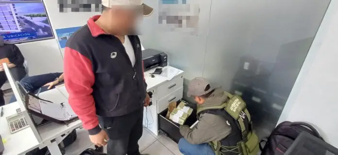 Córdoba Allanamientos dinero divisas (3)