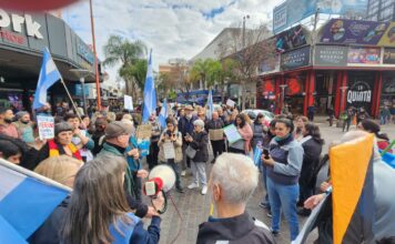 Carlos Paz: El frente de lucha de jubilados y médicos ante la crisis terminal del PAMI