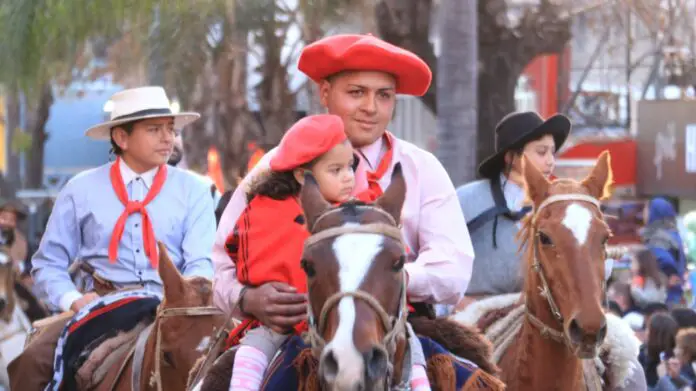 Desfile-Gaucho-16-07-24 (14)