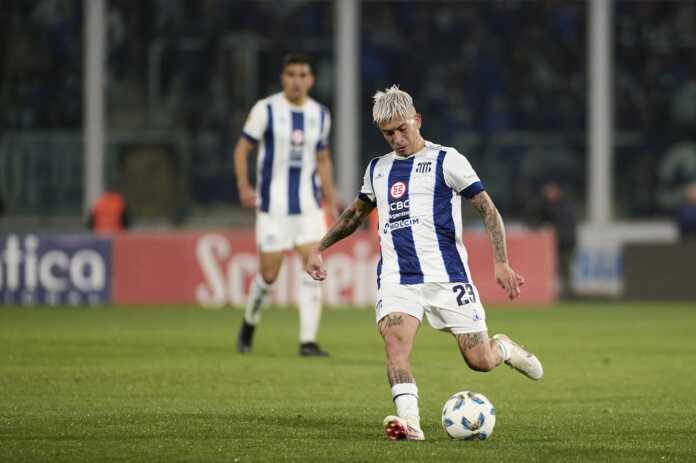 Matias-Esquivel-vs-Independiente-Rivadavia