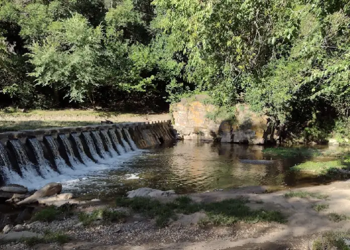 284_balneario-municipal-dique-la-isla_foto1