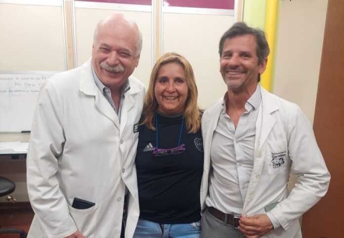 Adriana-con-medicos-del-Garrahan