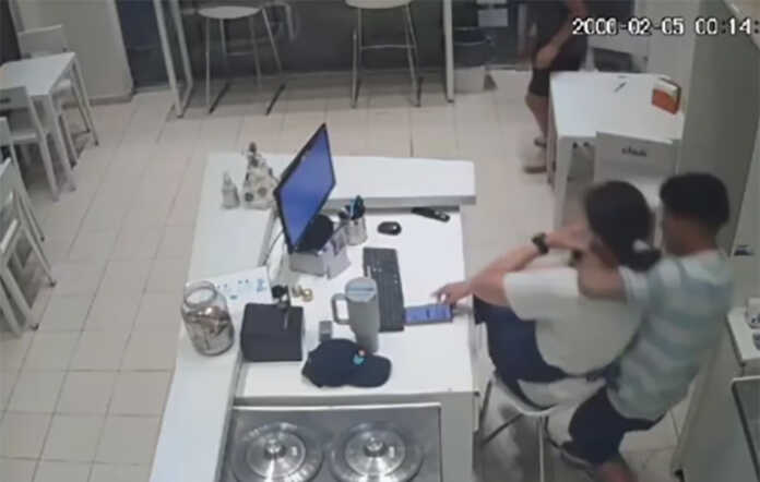 captura de pantalla robo en heladería