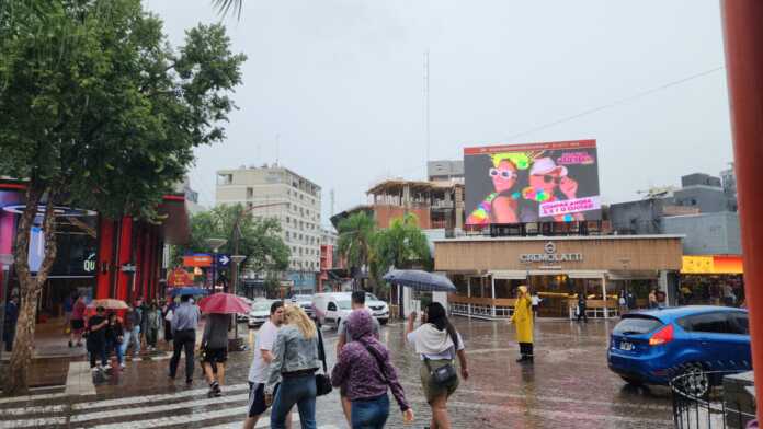 lluvia-carlos-paz-ene-25 (4)