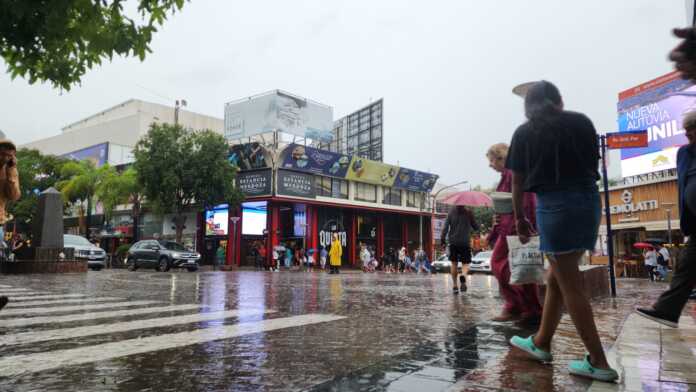 lluvia-carlos-paz-ene-25 (5)