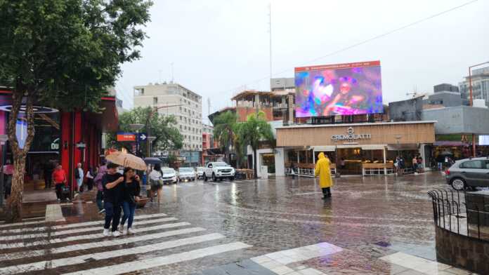 lluvia-carlos-paz-ene-25 (6)