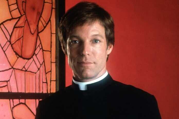 Richard Chamberlain en El pájaro canta hasta morir