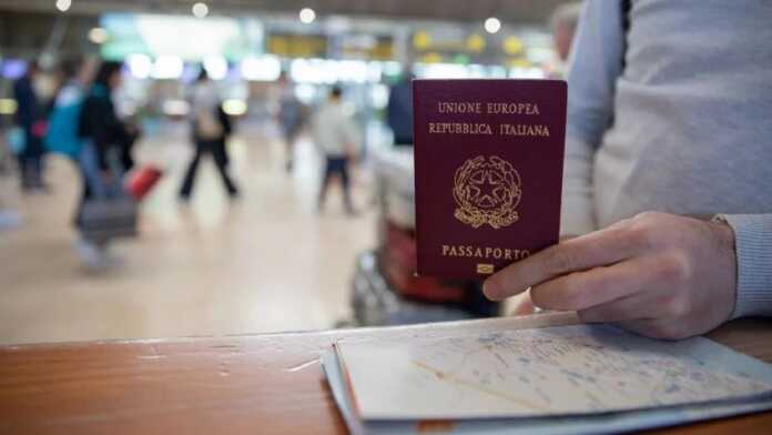 ciudadania italiana shutterstock