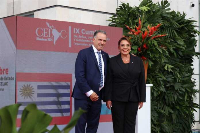 Yamandu-Orsi-y-Xiomara-Castro.-PL