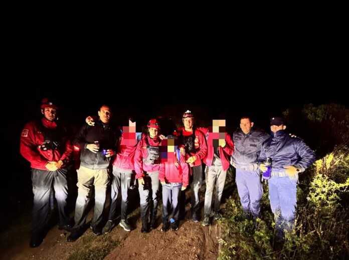 hallazgo de padre y sus hijos en altas cumbres