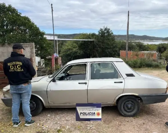 renault 12 robado y recuperado