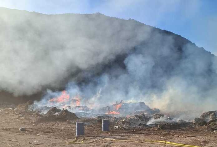 incendio en el centro ambiental