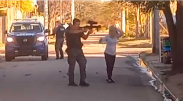 violento episodio con la Policía