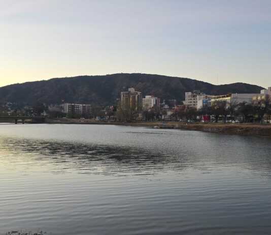 Las bajas temperaturas no dan tregua: mejorará o no, el tiempo en Carlos Paz
