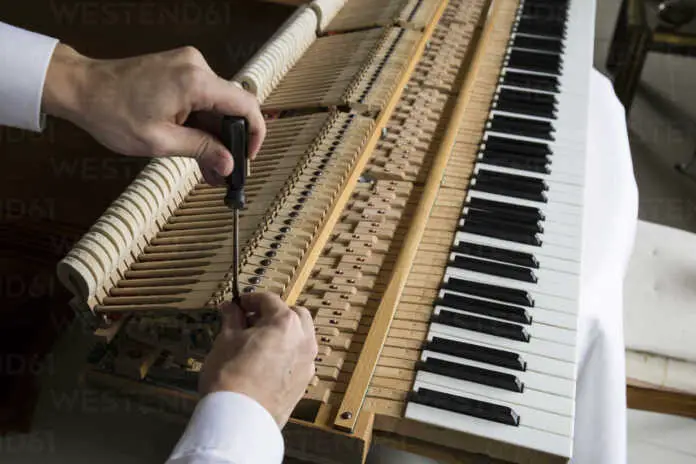 tecnico-afinador-de-pianos